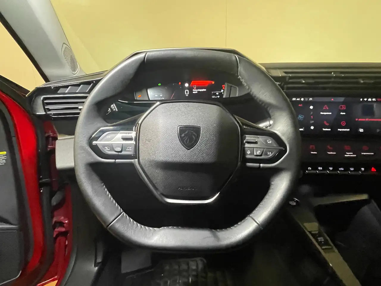 Peugeot 308 1.2 130cv Allure + Key Less + Navi + Telecamera 21