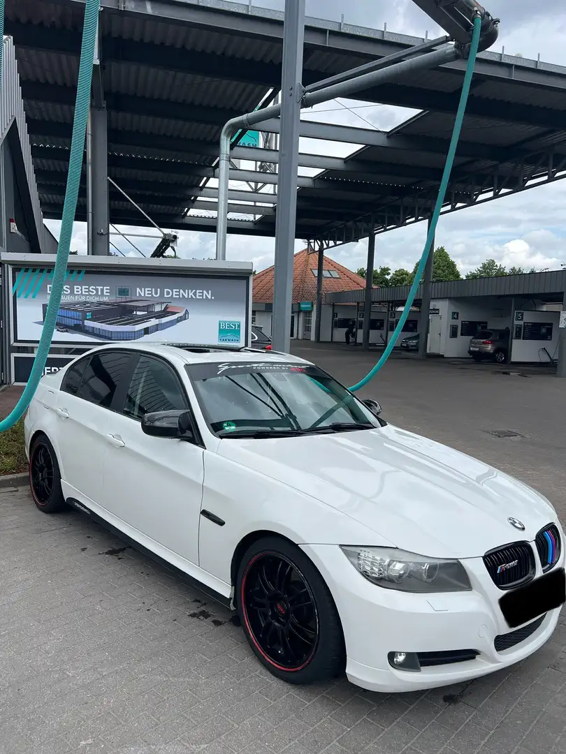 BMW 320 320d xDrive DPF Edition Fleet Lifestyle Weiß - 1