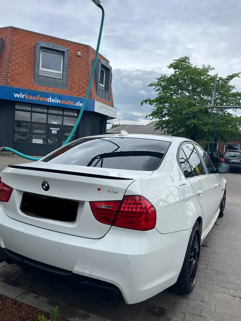 BMW 320 320d xDrive DPF Edition Fleet Lifestyle Weiß - 2
