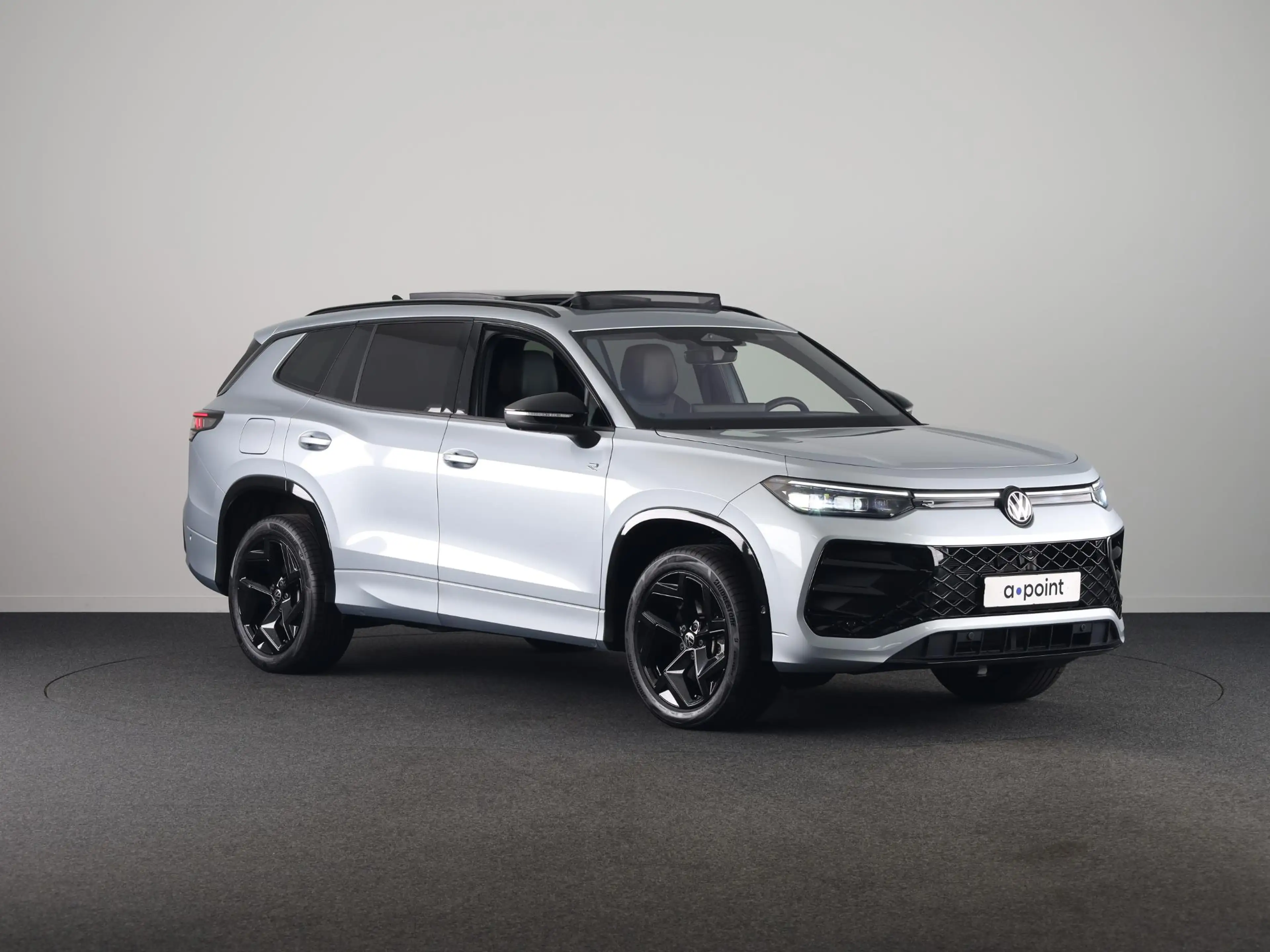 Volkswagen Tayron 1.5 eHybrid R-Line Edition 272 pk Automaat (DSG) | — photo 5