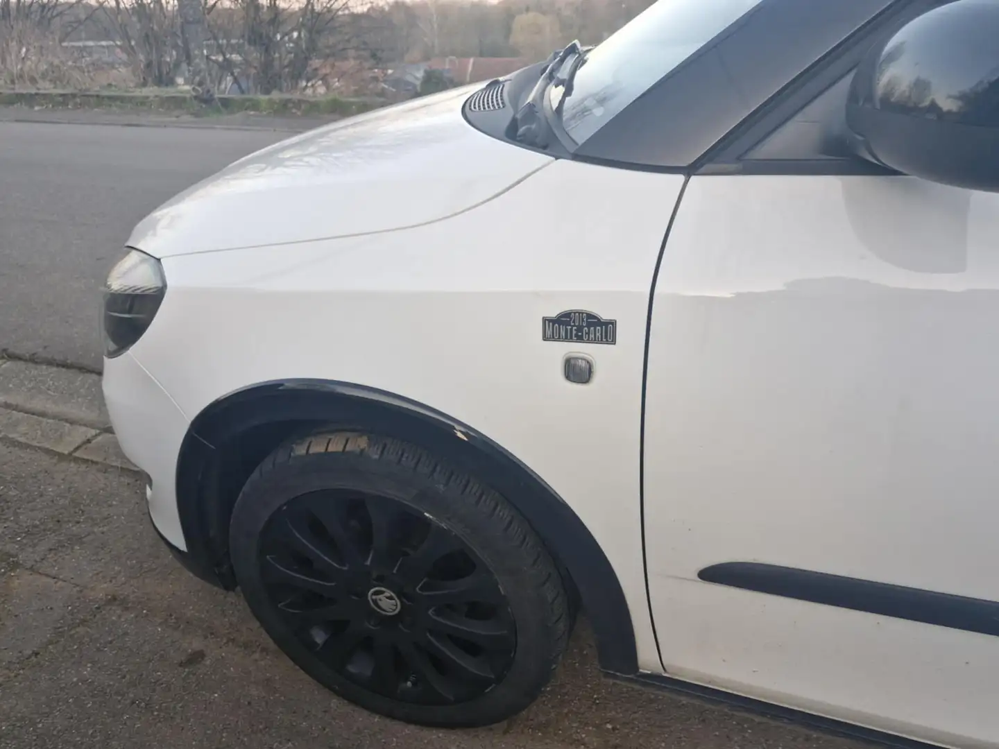 Skoda Fabia Fabia 1.2 CR TDi Monte Carlo DPF Blanc - 1