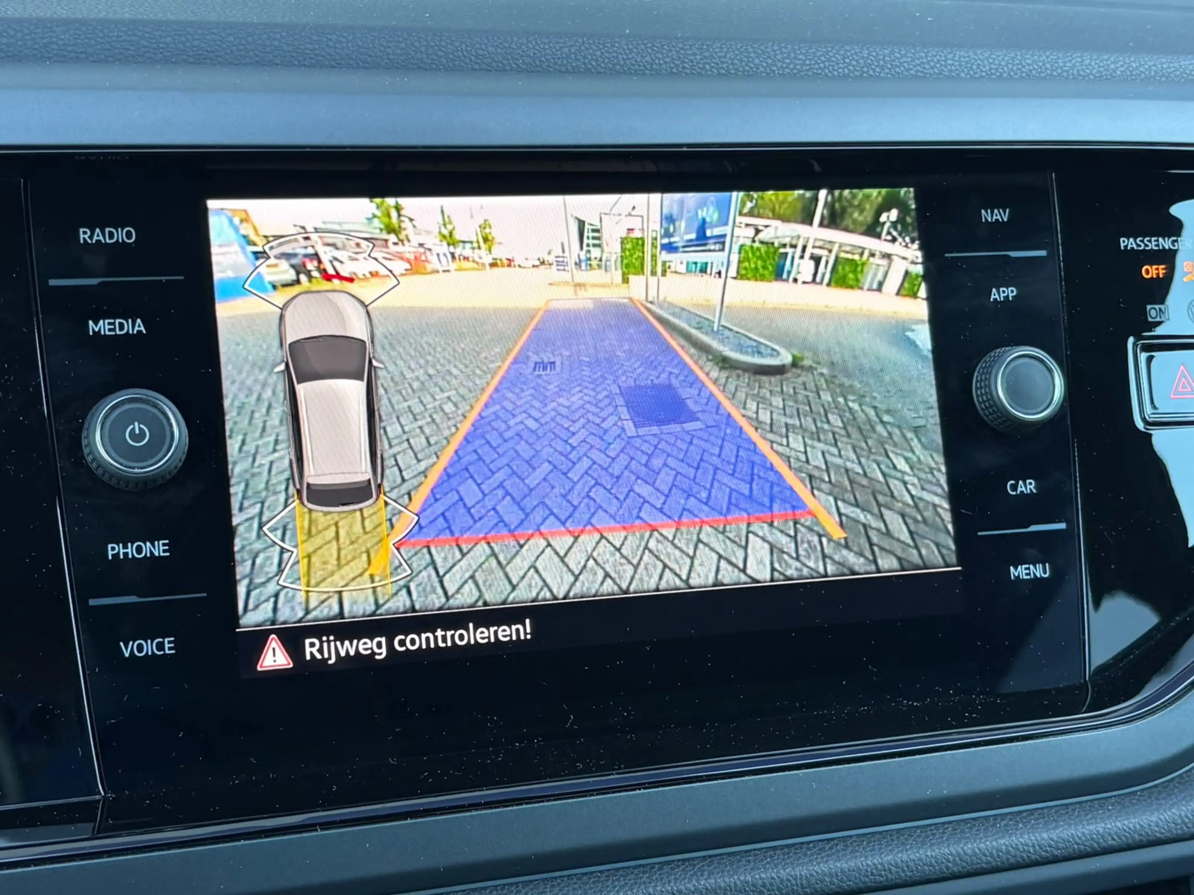 Volkswagen Taigo 1.0 TSI R-Line Business Automaat / Panoramadak / C — photo 9