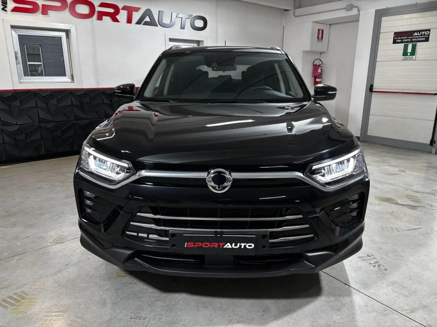 SsangYong Korando 1.5 GDI-Turbo 2WD aut. DREAM Noir - 2