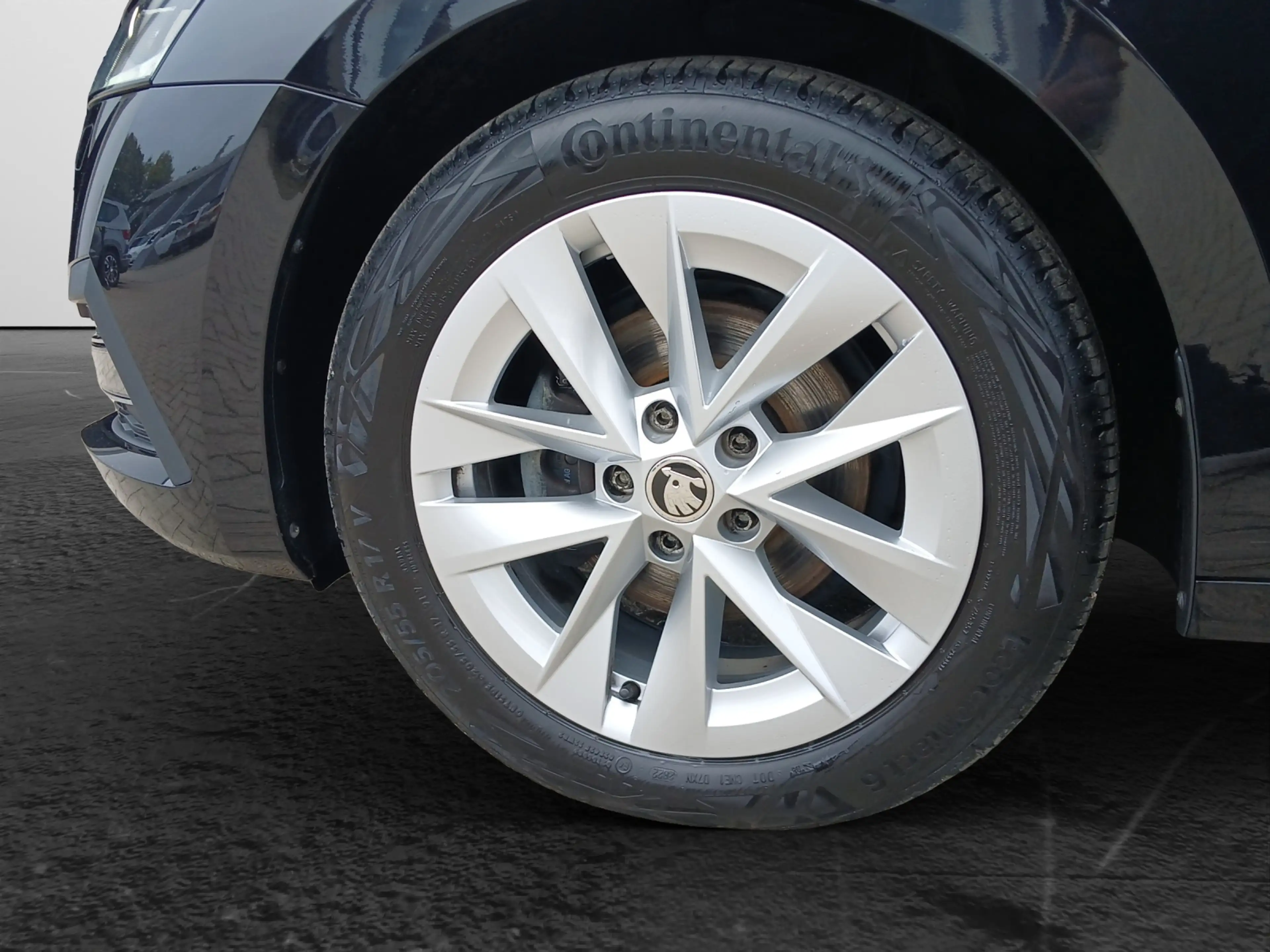 Skoda Octavia Combi 2.0 TDI DSG Style — photo 5