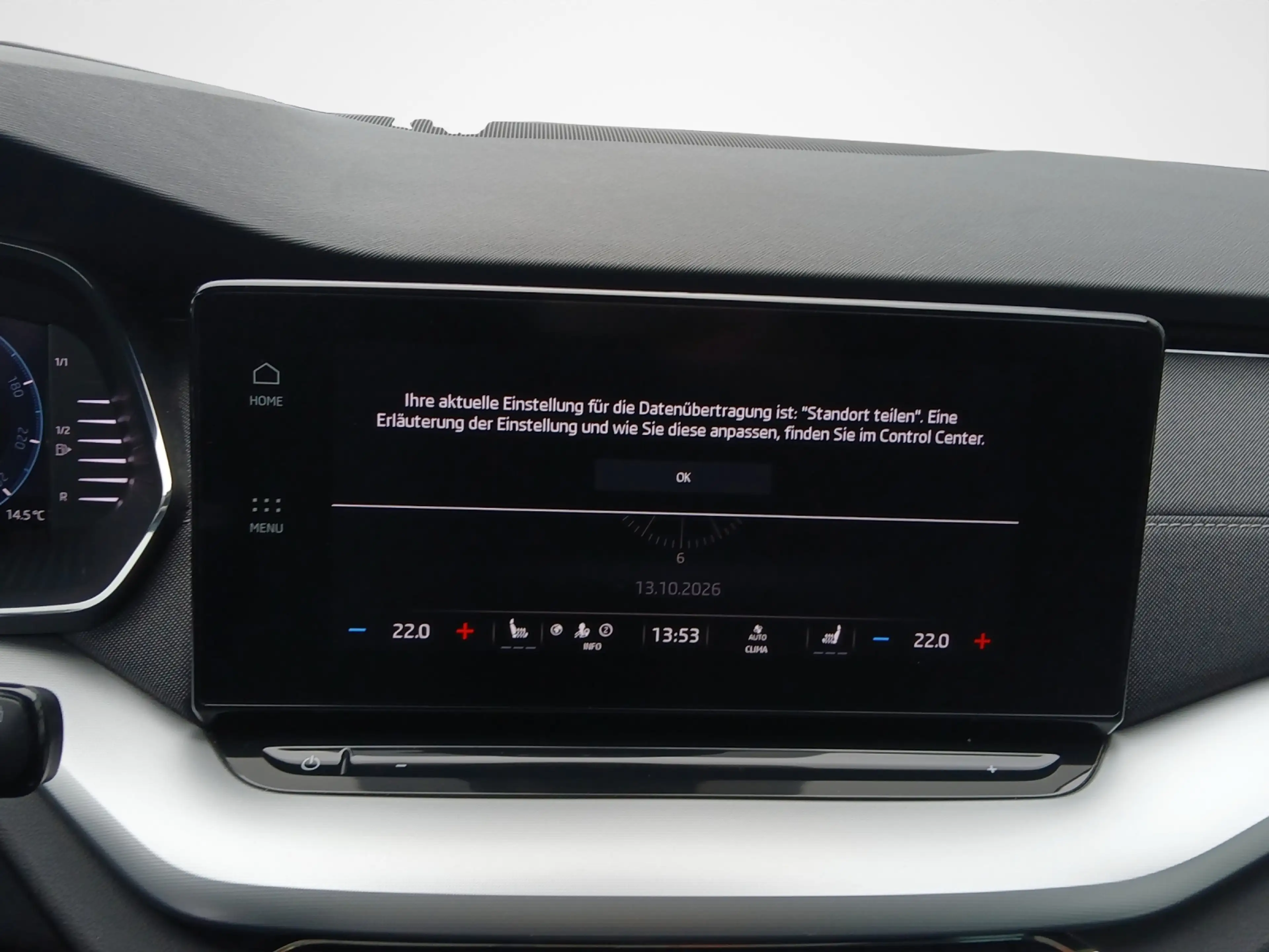 Skoda Octavia Combi 2.0 TDI DSG Style — photo 10