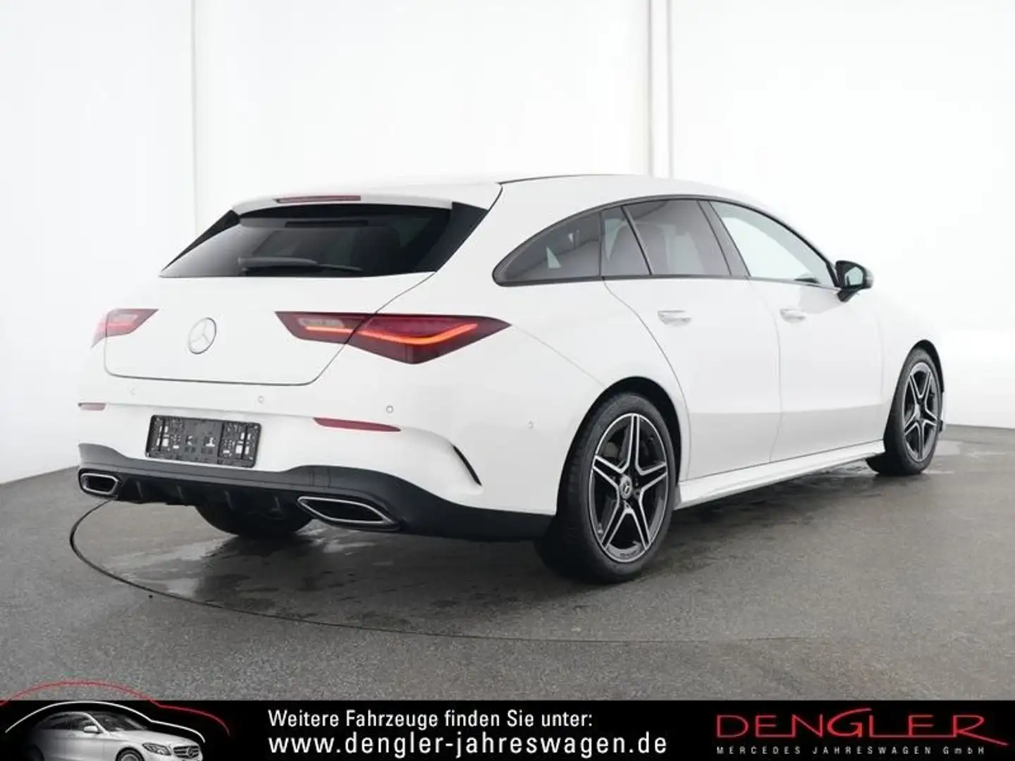 Mercedes-Benz CLA 200 FAP*PANO*AHK*BEAM AMG Line Premium Weiß - 2