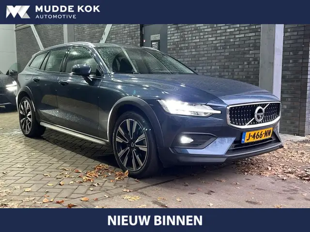 Volvo V60 Cross Country B5 AWD Pro | Massage | Head-Up | Panoramadak | ACC