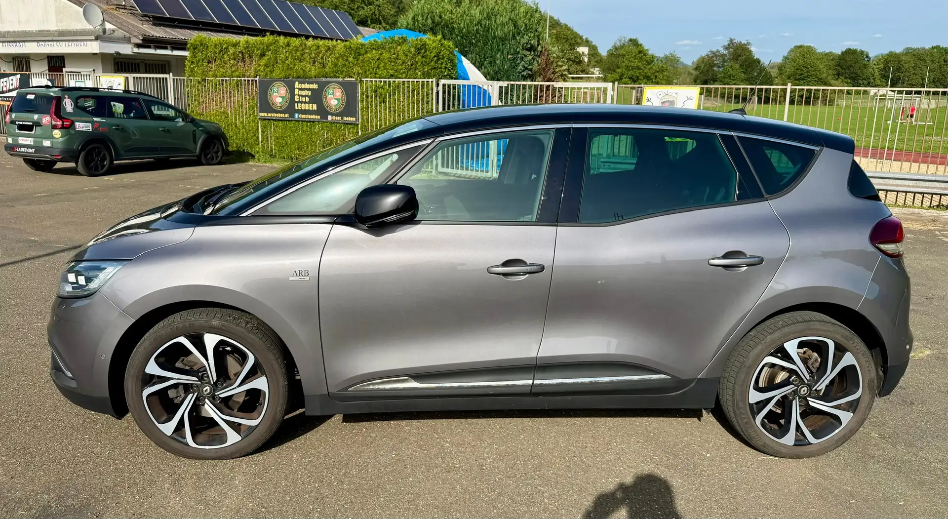 Renault Scenic Scénic Energy dCi 110 Bose EDC mit Top Ausstattung Grau - 2