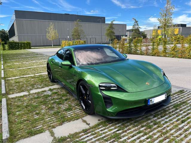 Imagine Porsche Taycan 4S Perf.batt.Plus, Voll, Garantie