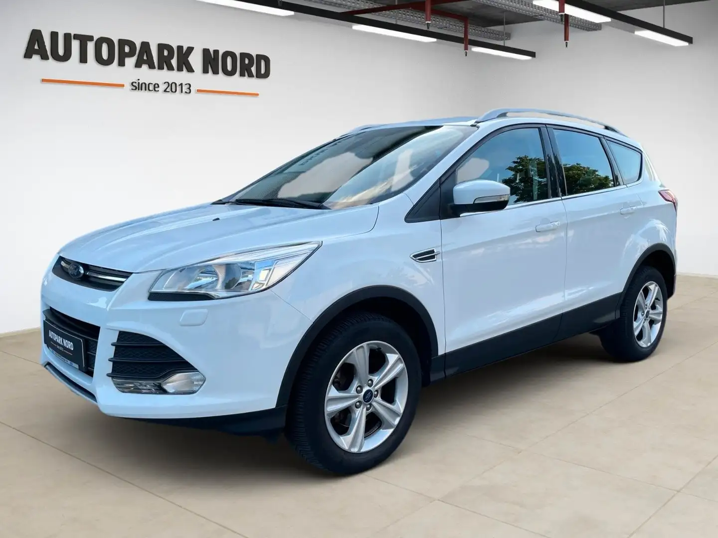 Ford Kuga Sync Edition/AHK/SHZ/TEMP/PDC/START-STOP Weiß - 1