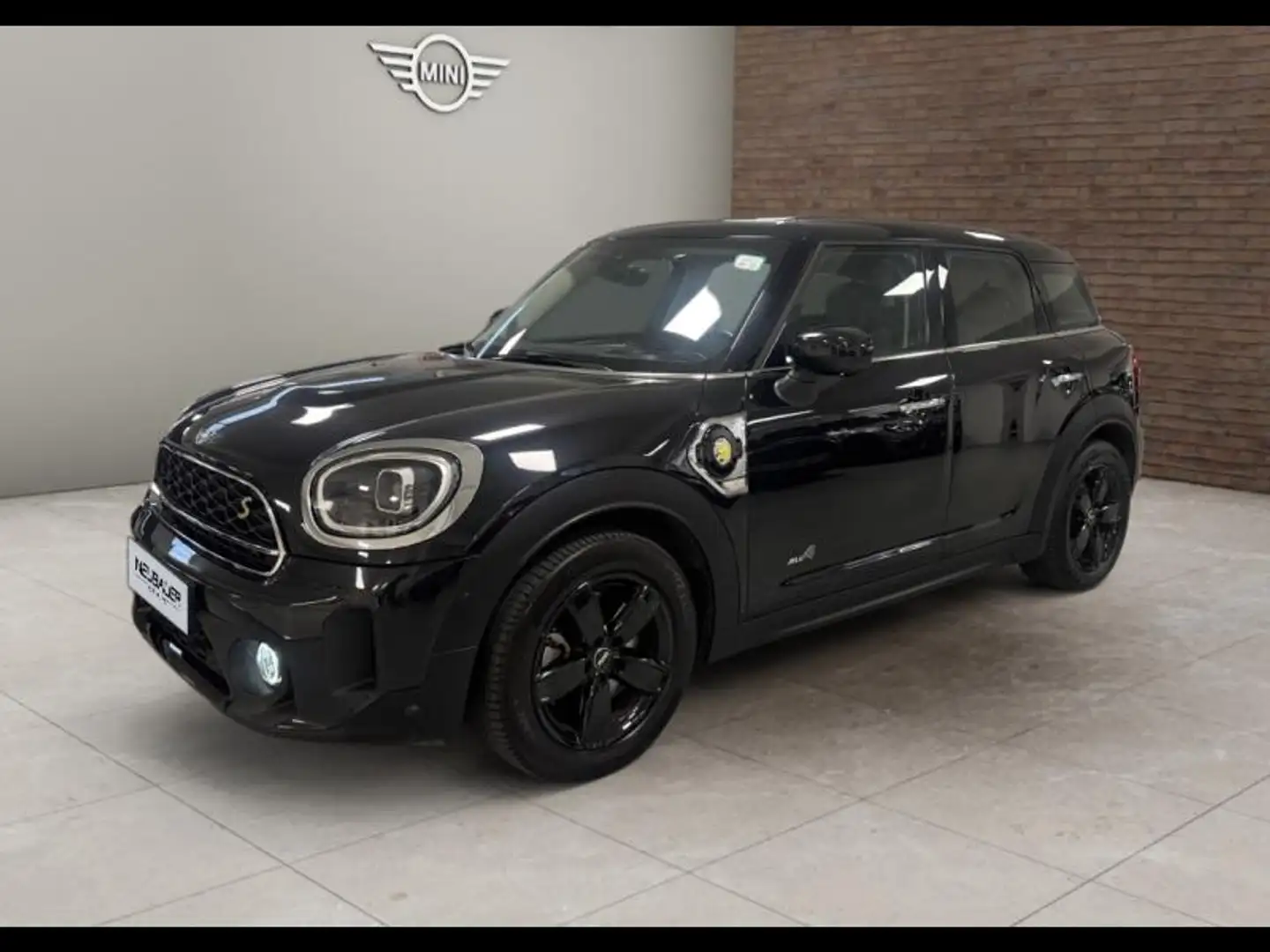 MINI Countryman C Cooper SE 125ch + 95ch Edition Premium Plus ALL4 BVA6 Schwarz - 1