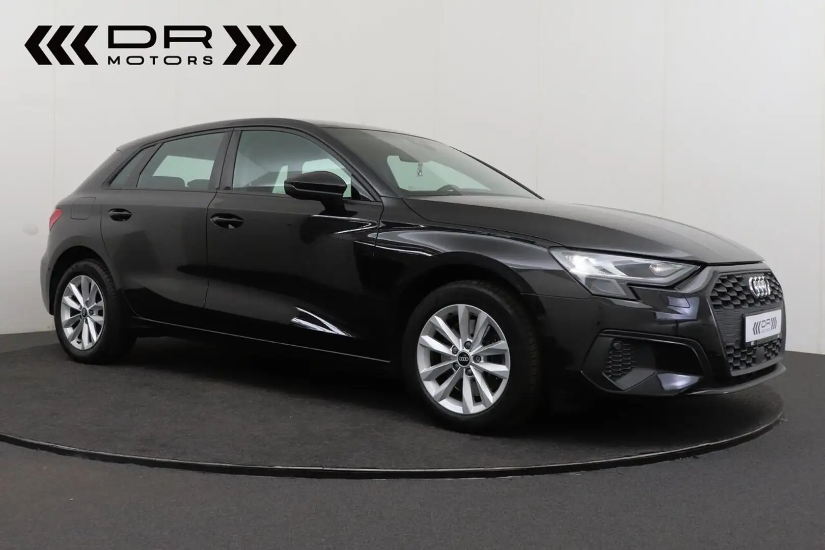 Audi A3 30TFSi S-TRONIC SPORTBACK BUSINESS EDITION - LE... Zwart - 2