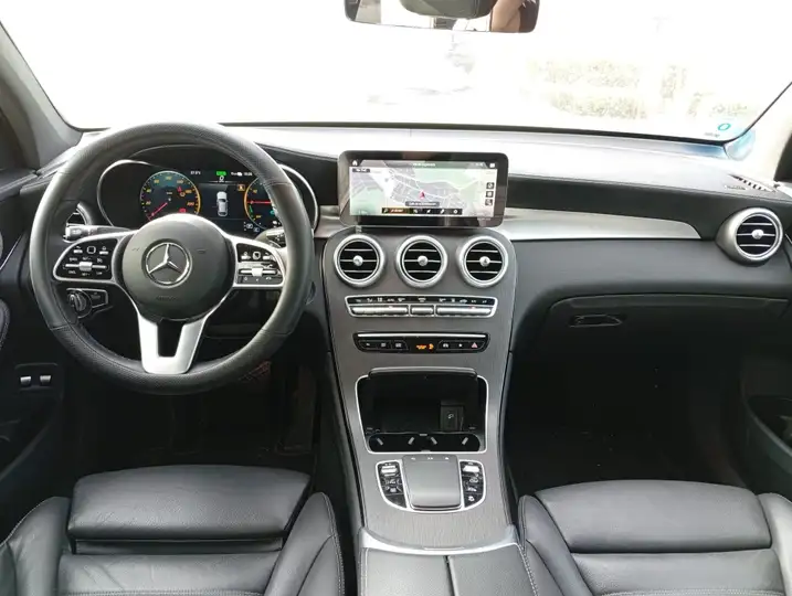 Mercedes-Benz GLC 2021, foto 8