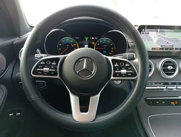 Mercedes-Benz GLC 2021, foto 12