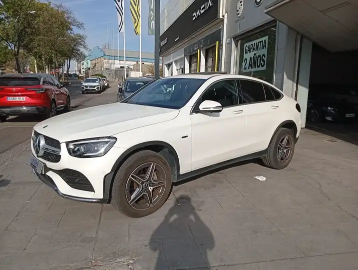 Mercedes-Benz GLC 2021, foto 2