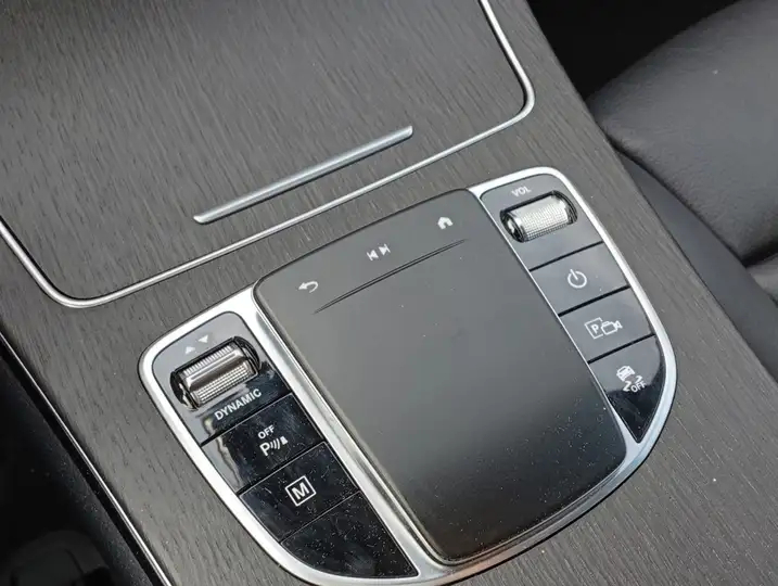 Mercedes-Benz GLC 2021, foto 37