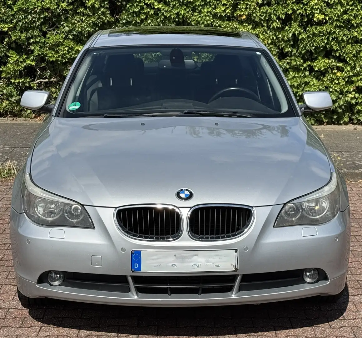 BMW 523 523i Aut. (560L / E-60) Plateado - 2