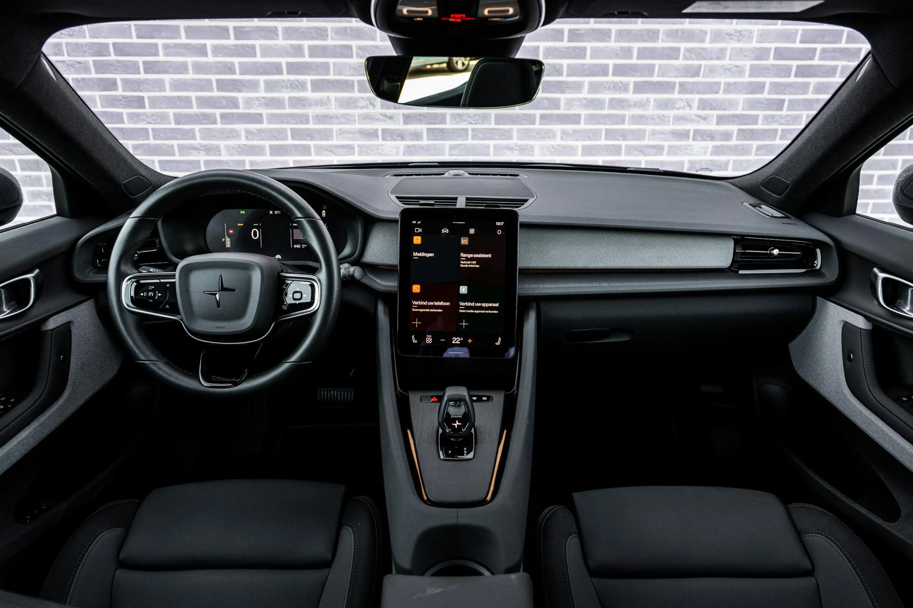 Polestar 2 Long Range Single Motor Plus 82 kWh — photo 5