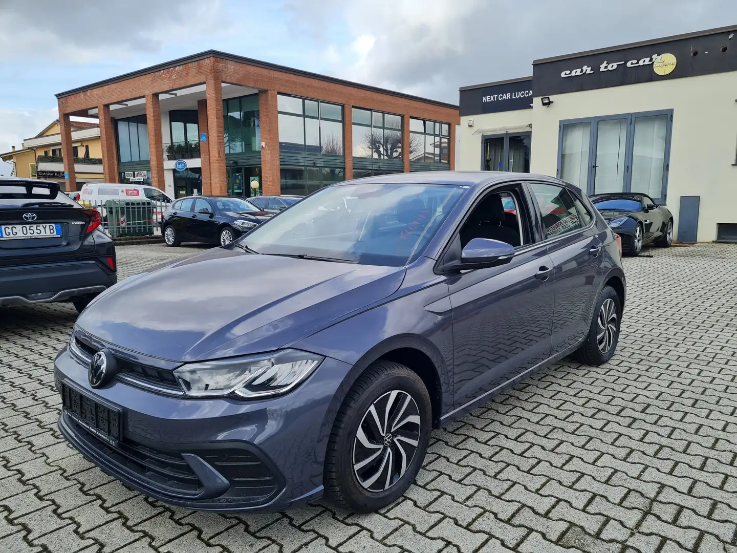 Volkswagen Polo 1.0 tsi Life 95cv Grigio - 1