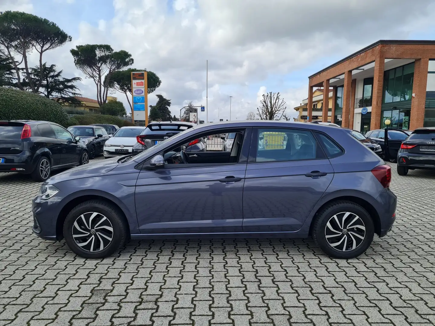 Volkswagen Polo 1.0 tsi Life 95cv Grigio - 2