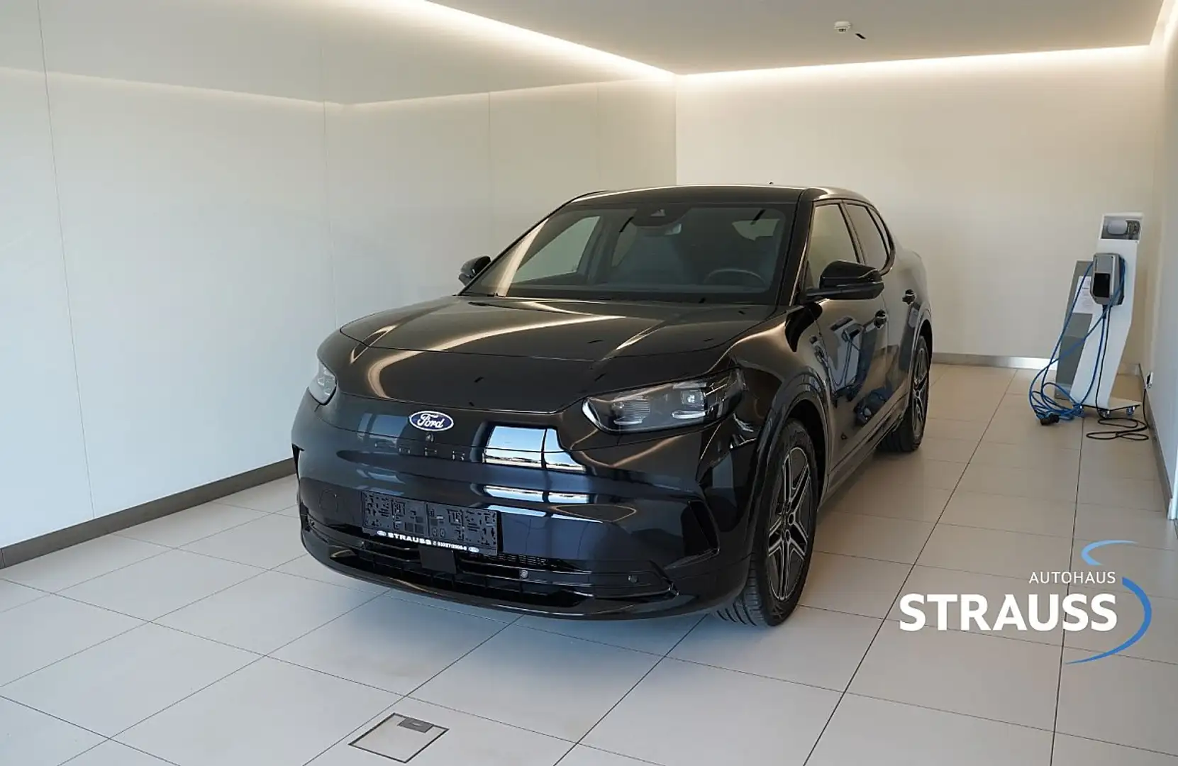 Ford Capri Premium 77KWH 286PS RWD *HOT DEAL* Noir - 1
