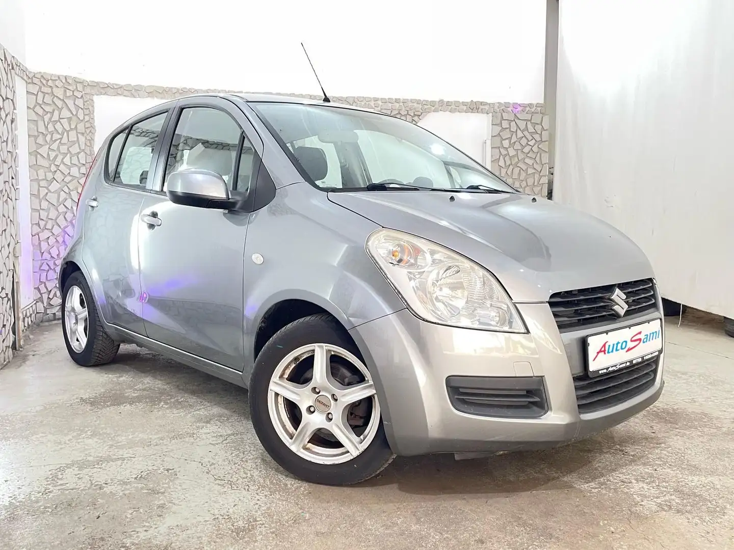 Suzuki Splash 2.HAND SITZH. KLIMA MLTF ELEK.F TÜV 03/27 Silber - 1