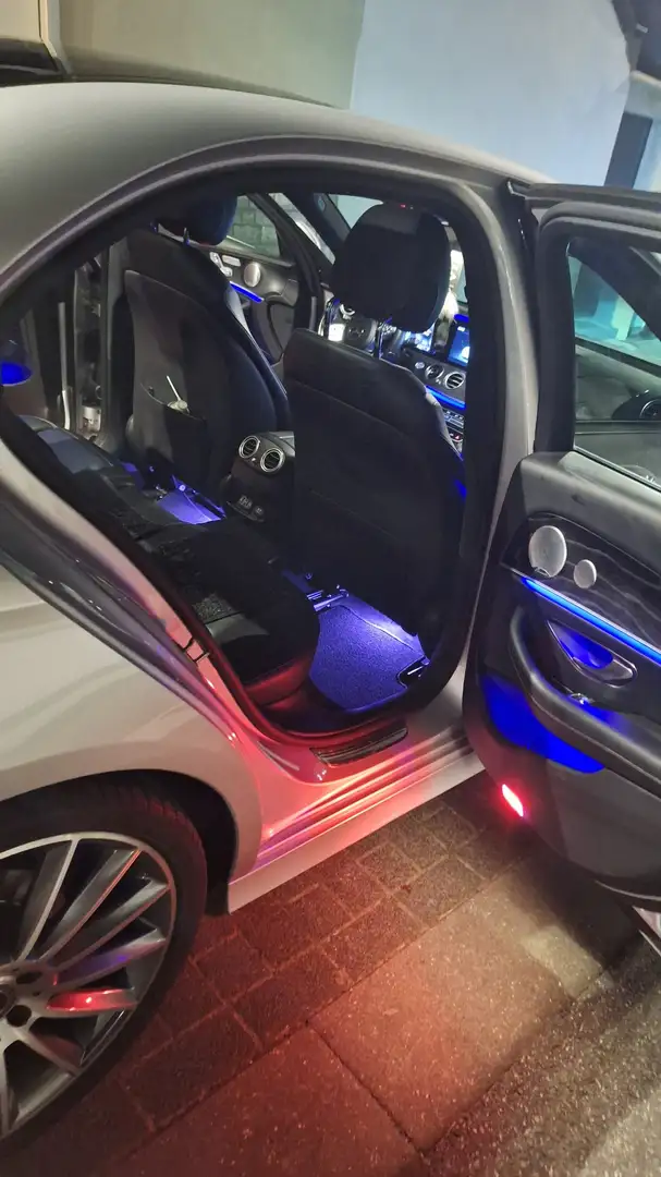 Mercedes-Benz E 220 EU6d-TEMP) ful options 8 vitez - 1