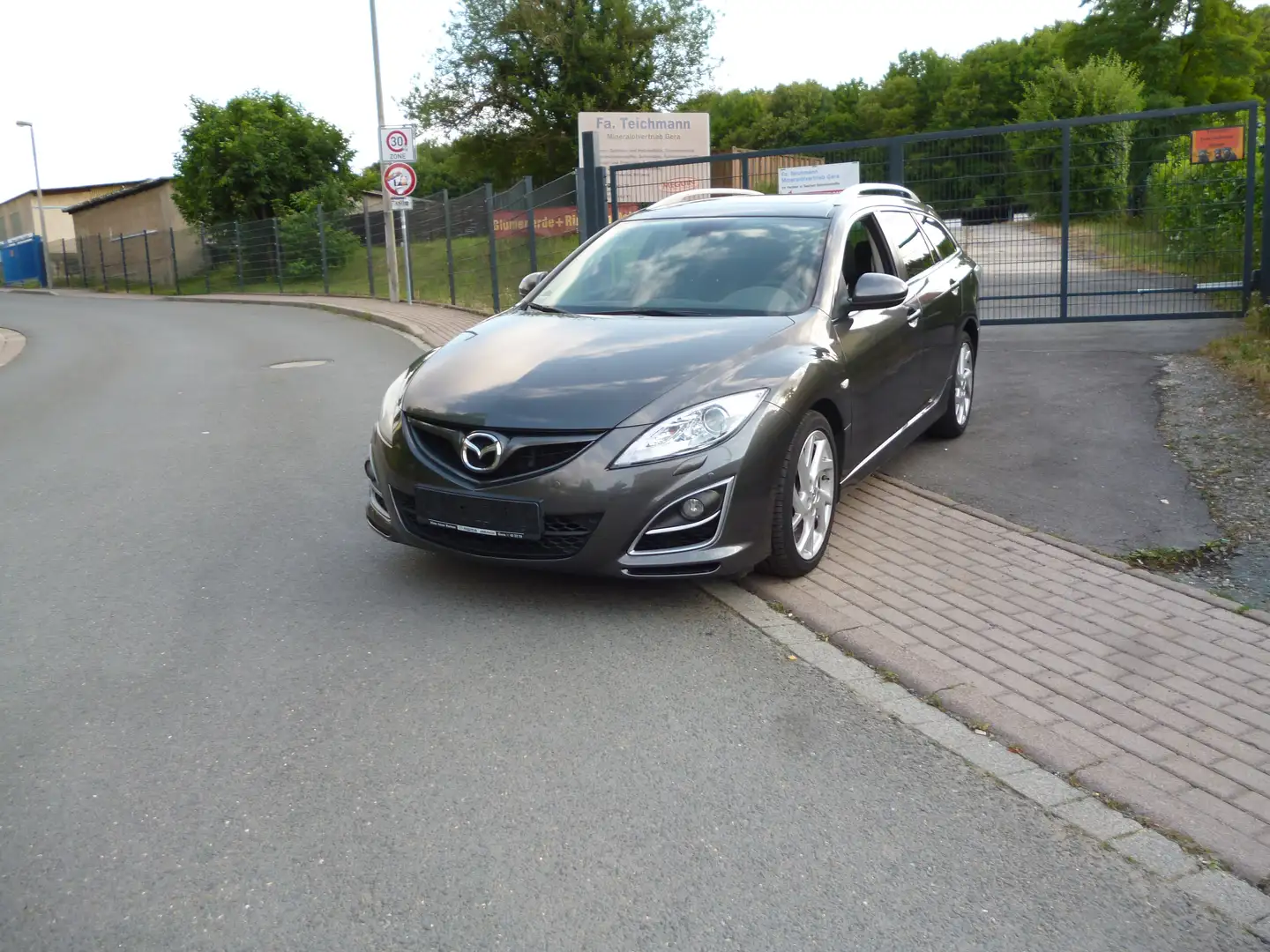 Mazda 6 Sport Kombi 2.2 CD DPF Sports-Line Gris - 1