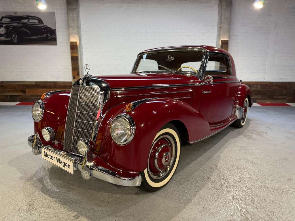 Mercedes-Benz 220 () Deportivo Automático de 2 Puertas - foto 1