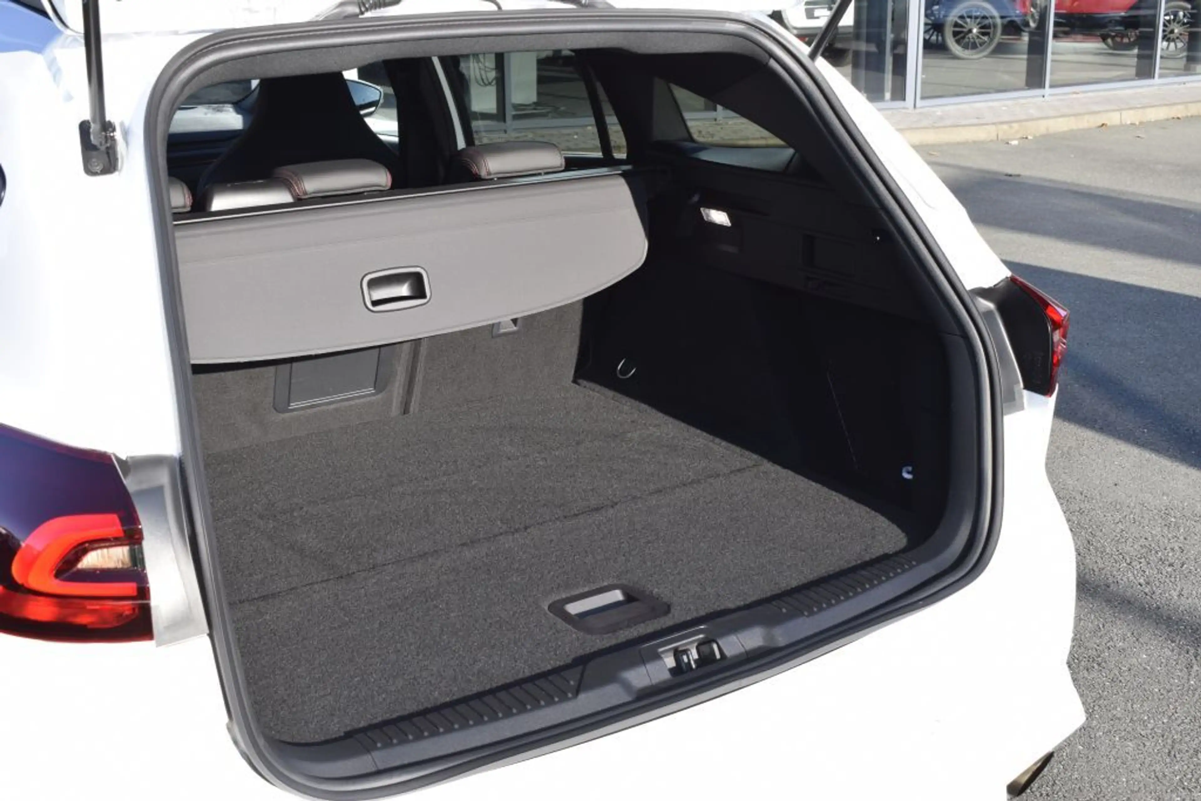 Ford Focus Turnier 2.3 ST X,Garantie,AHK,Tomason,LED — photo 11
