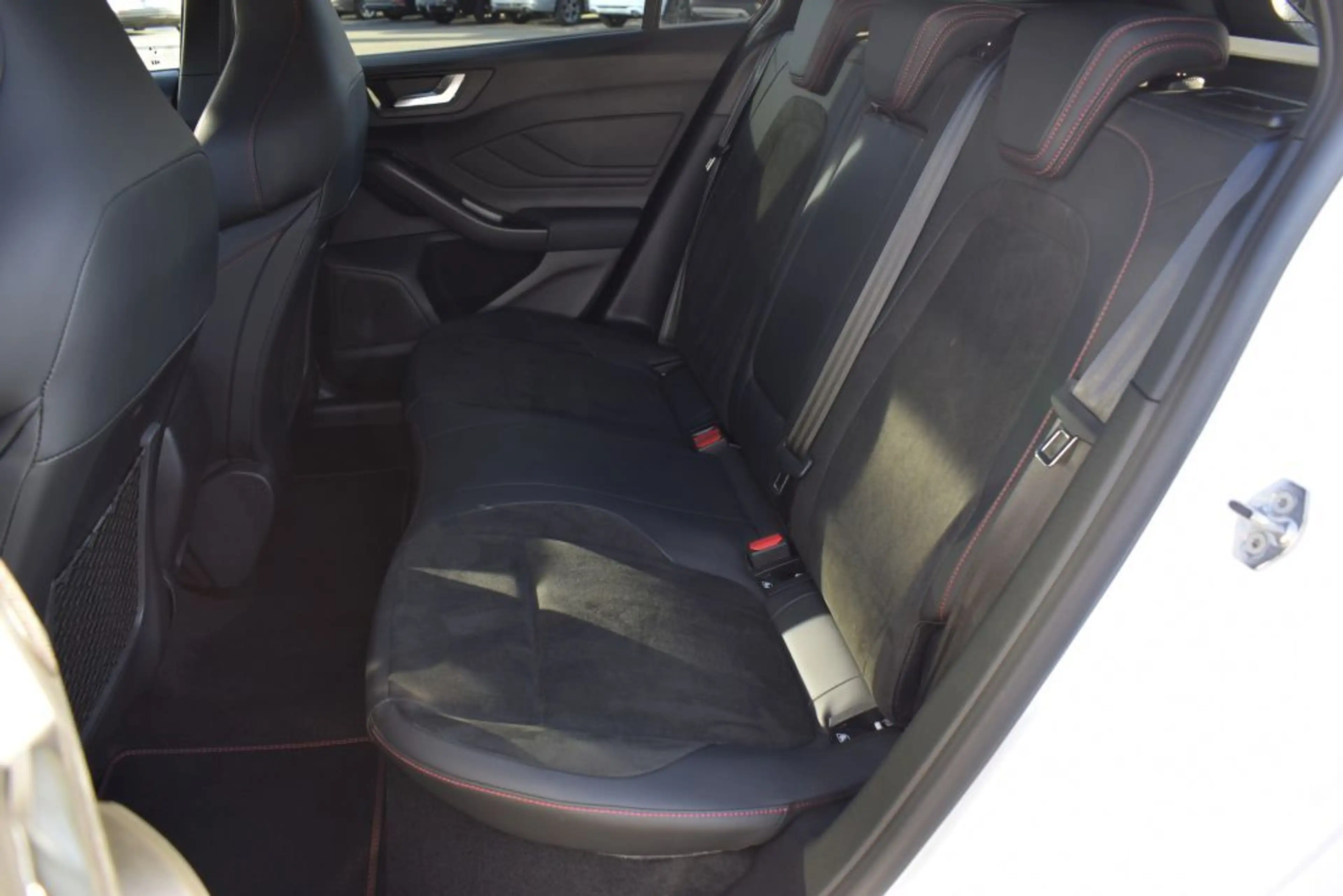 Ford Focus Turnier 2.3 ST X,Garantie,AHK,Tomason,LED — photo 10