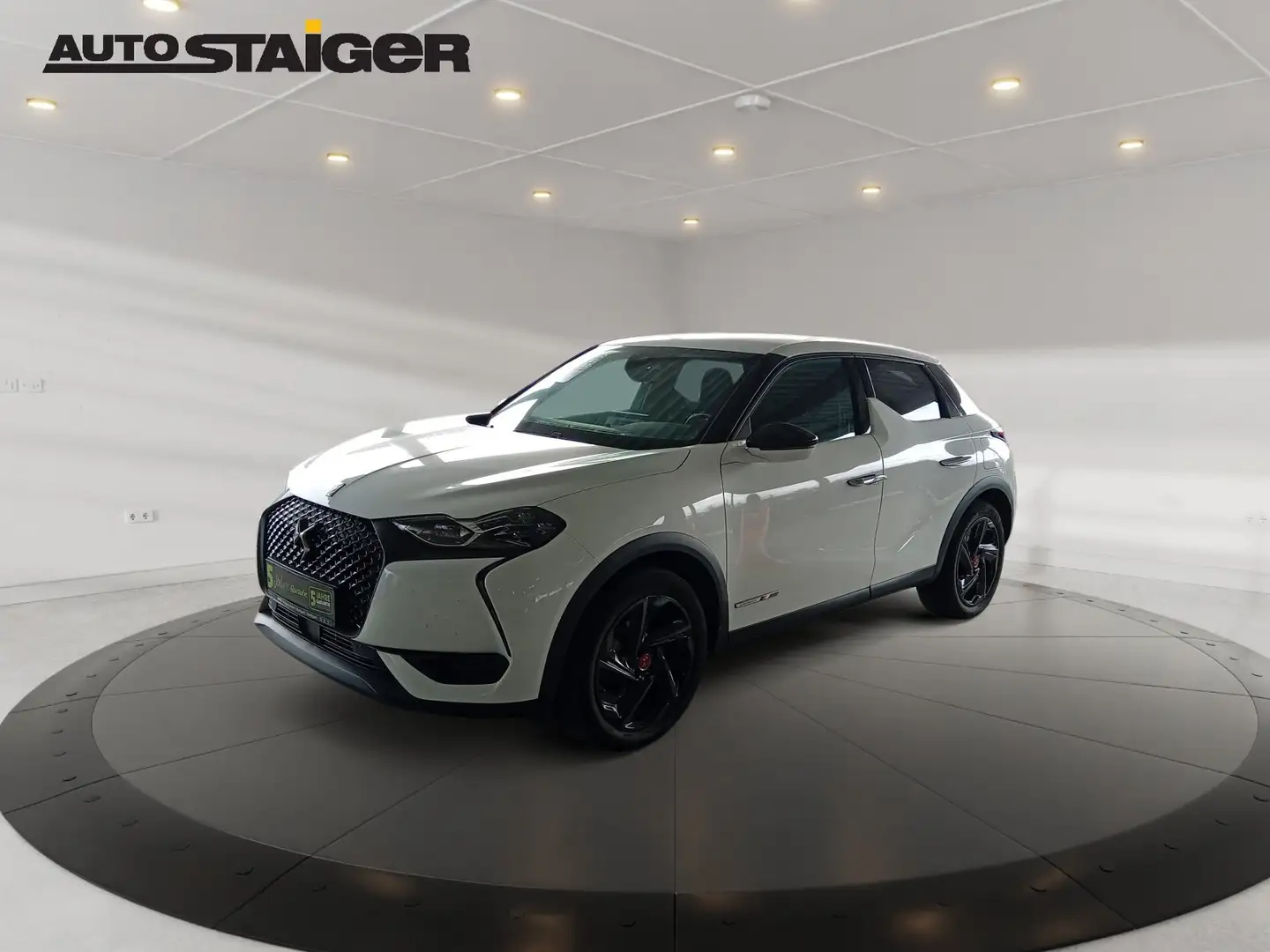 DS Automobiles DS 3 Crossback DS3 Crossback Performance Line + Alcantara+LED Blanc - 2