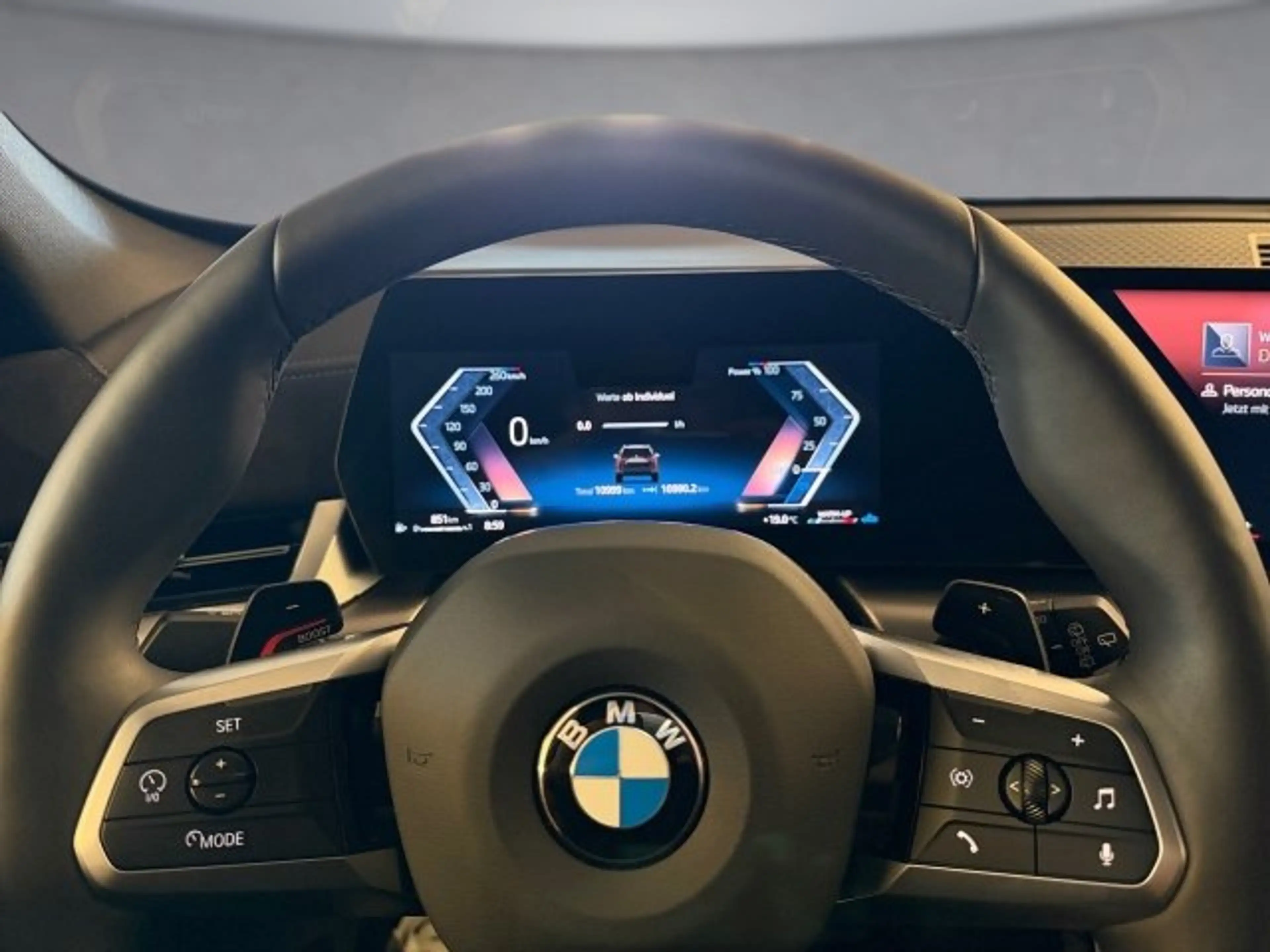 BMW X1 sDrive18i U11 B38 — photo 10