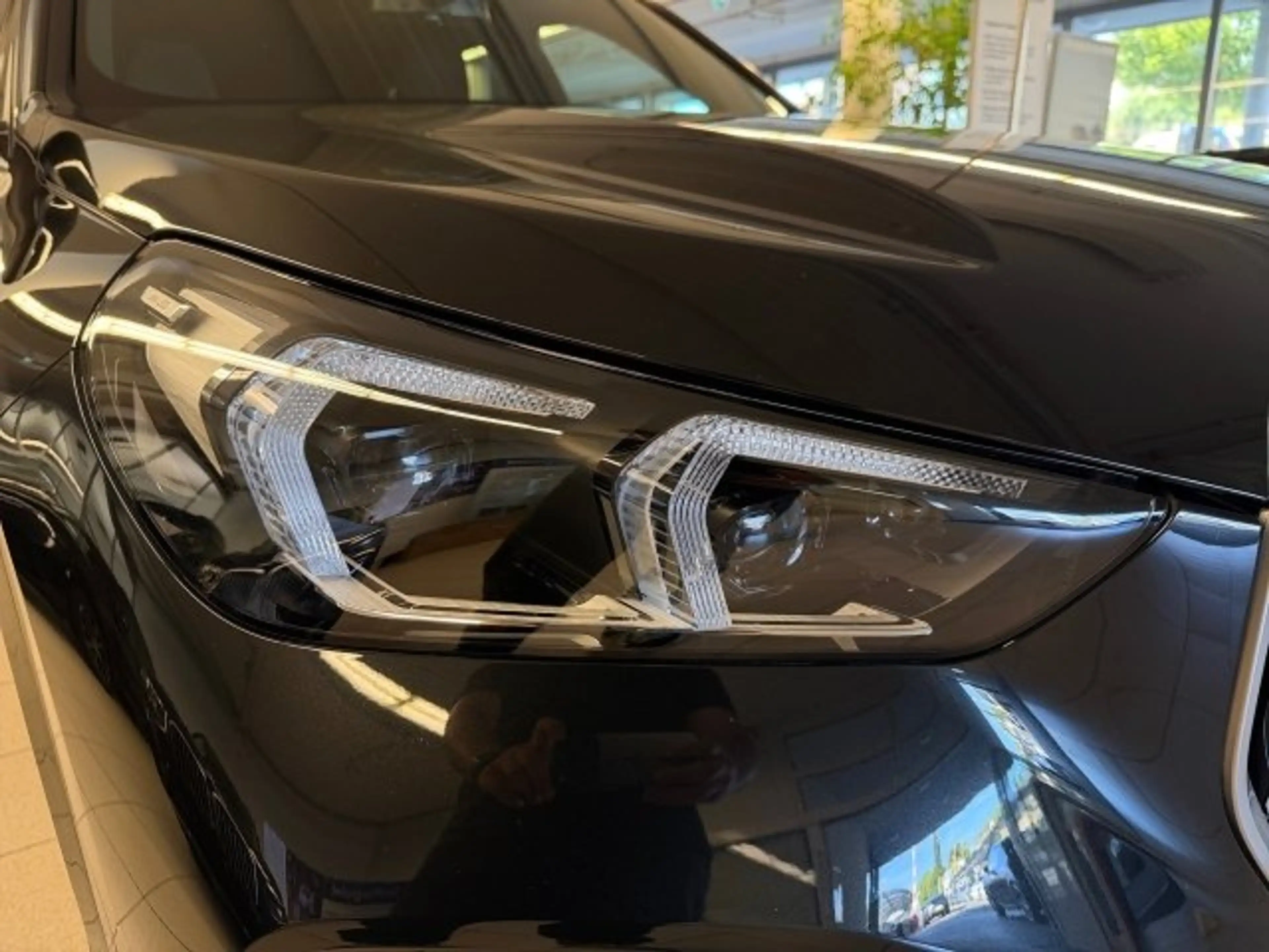 BMW X1 sDrive18i U11 B38 — photo 7