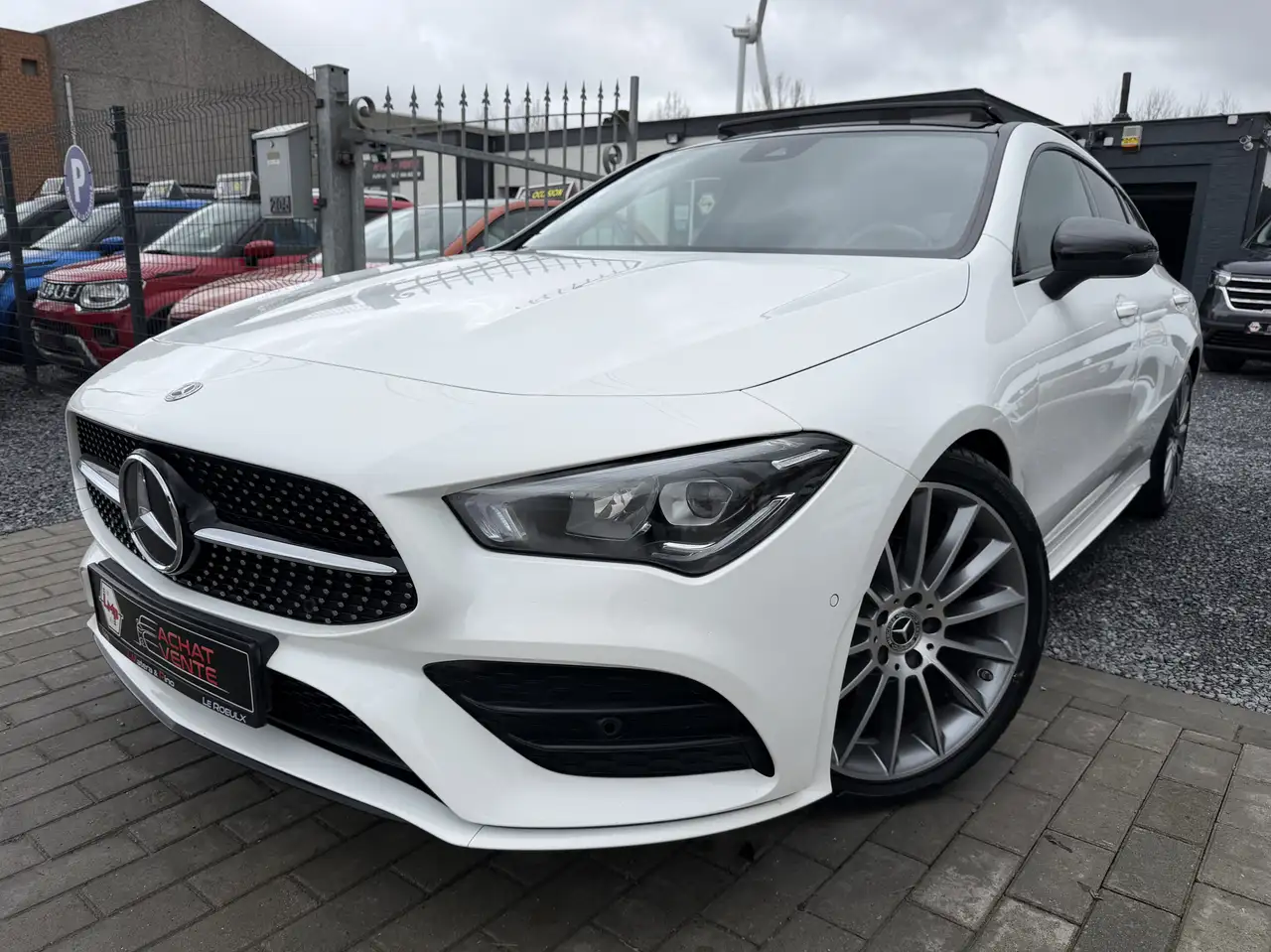 Mercedes-Benz CLA 200