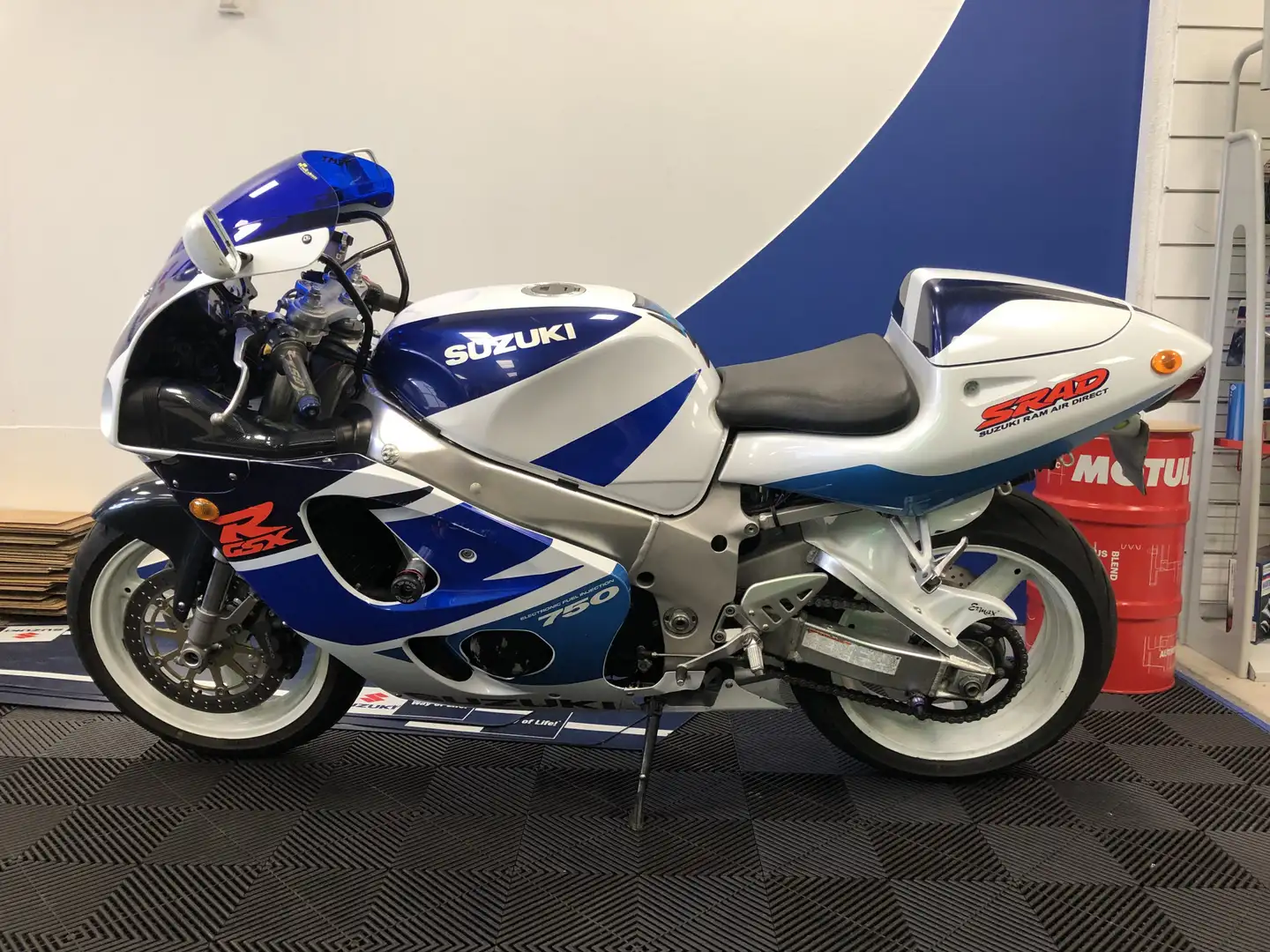 Suzuki GSX-R 750 Bleu - 2