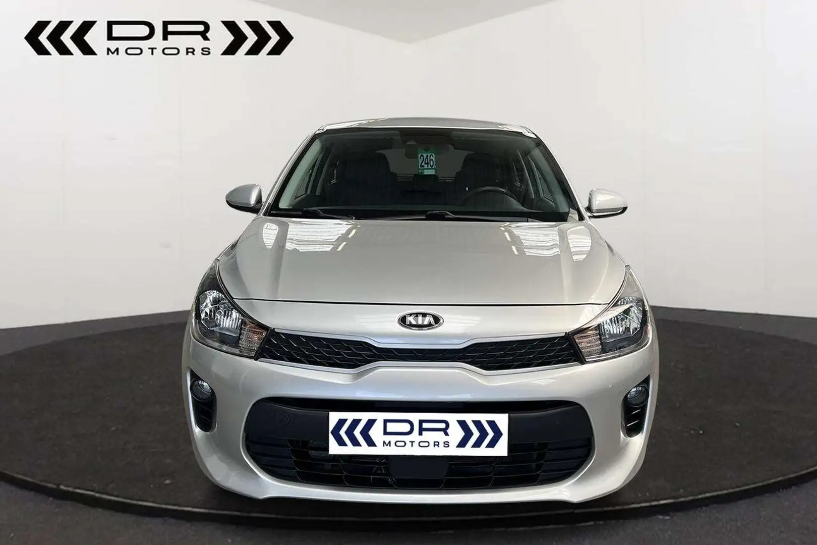 Kia Rio 1.2 - NAVI  -  CARPLAY - CAMERA - CRUISECONTROL Gris - 2