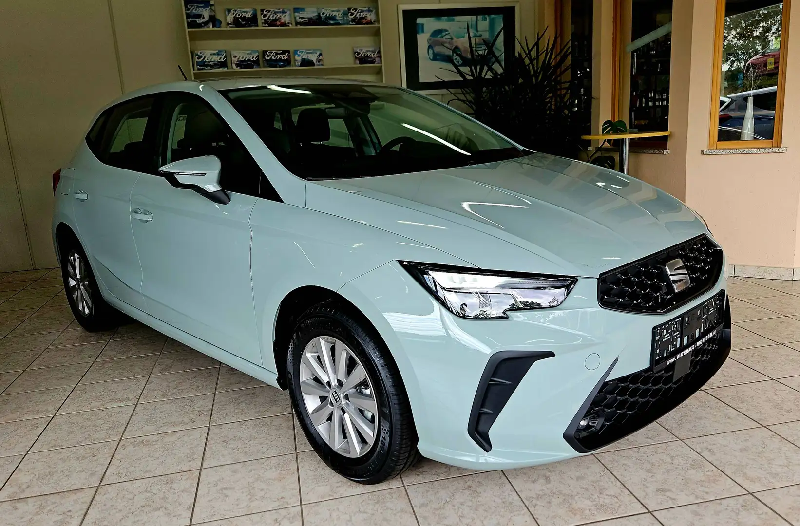 SEAT Ibiza *Full Link *Winterpaket *Parkhilfe *Sonderlackierung - 1