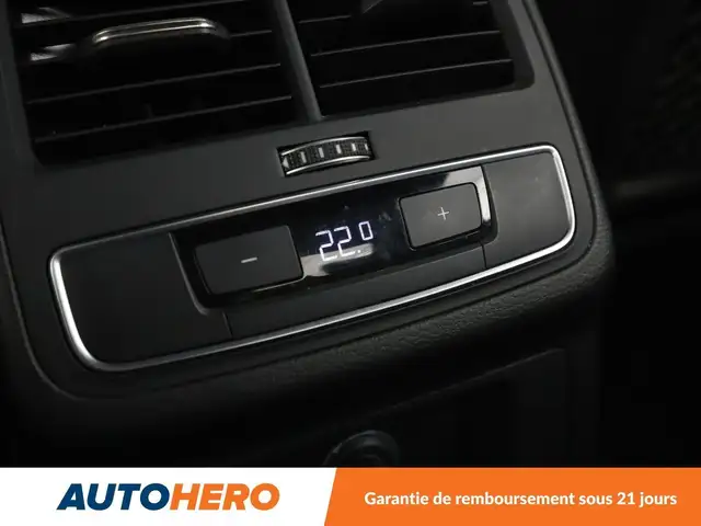 Audi A4 view 14
