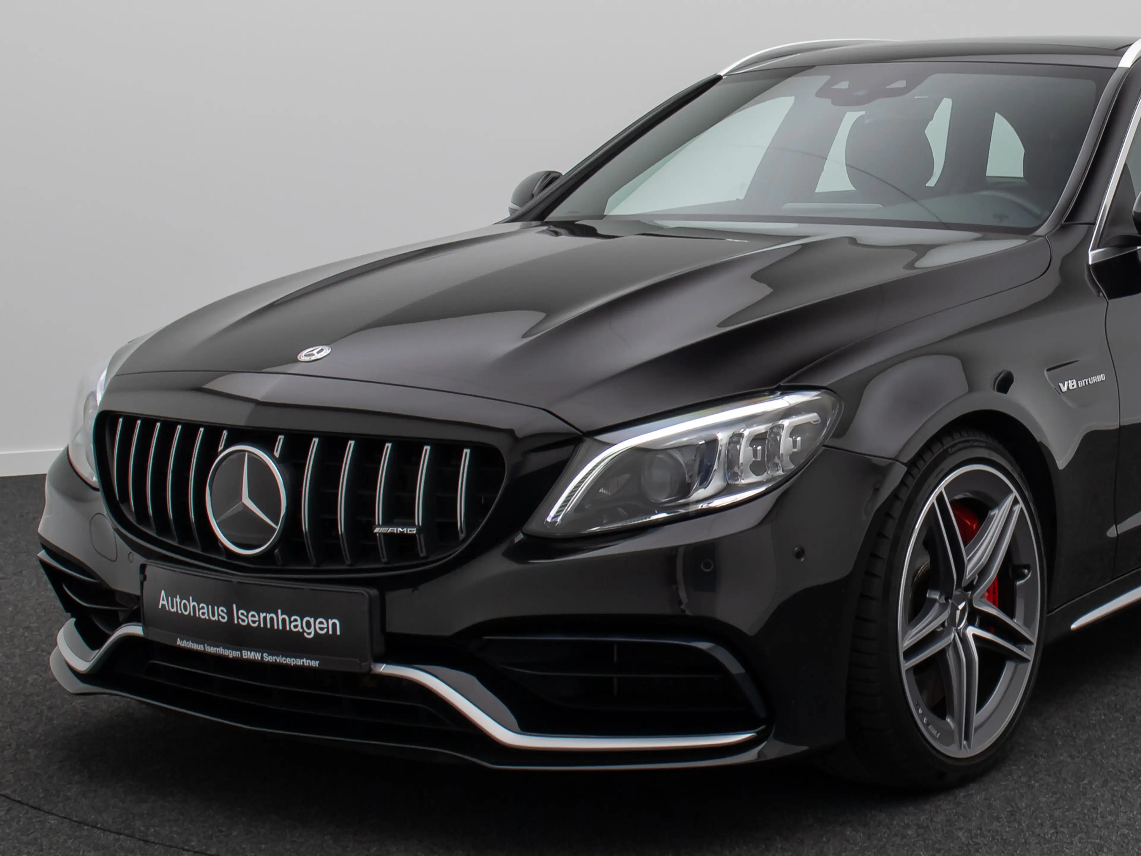 Mercedes-Benz C 63 AMG Panorama DAB Burmester Komfort Voll — photo 16