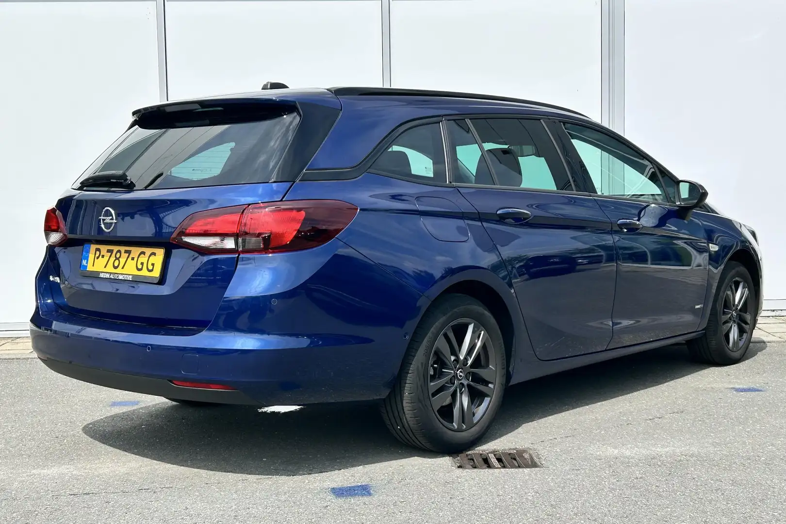 Opel Astra Sports Tourer 1.2 130pk Design & Tech | Navigatie Bleu - 2