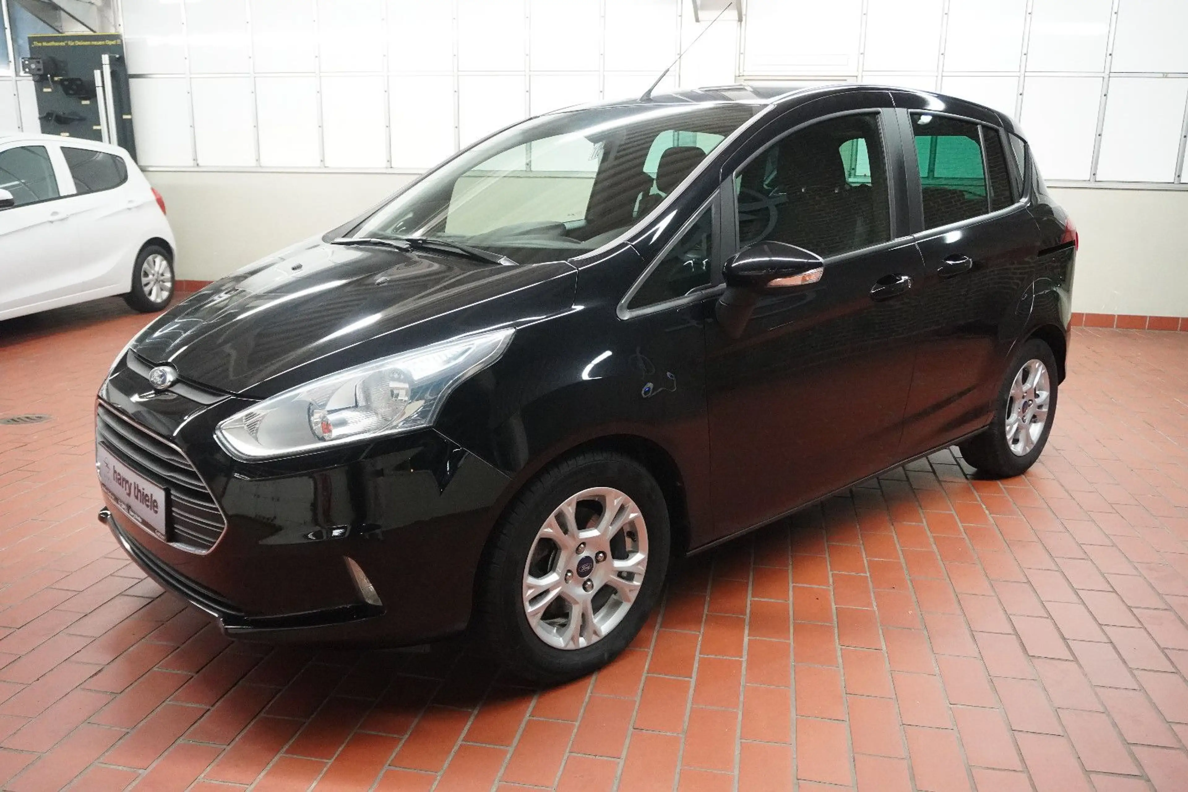 Ford B-Max B-MAX Trend-Cool & Sound P./Winter P. — photo 5