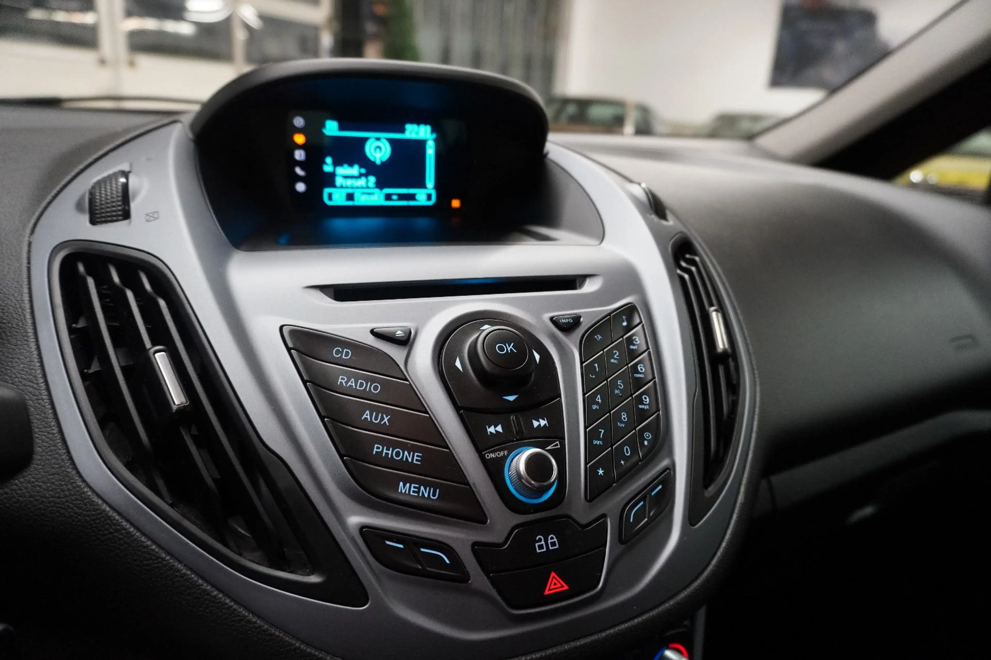 Ford B-Max B-MAX Trend-Cool & Sound P./Winter P. — photo 11