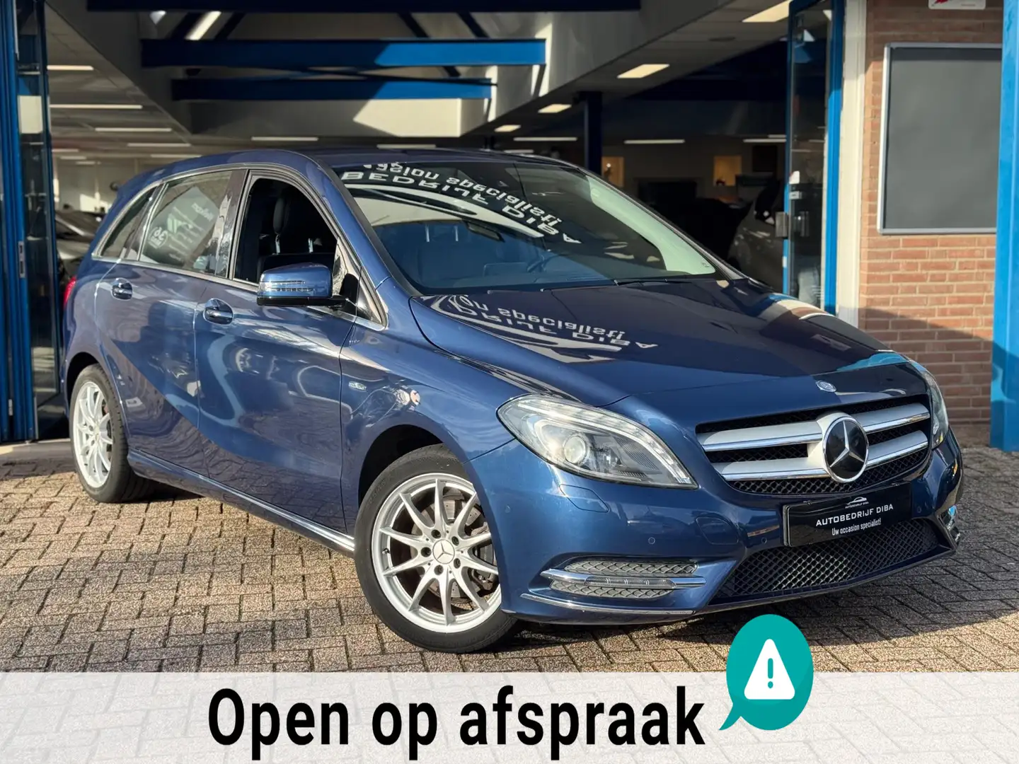 Mercedes-Benz B 180 Ambition 2012 AUT NAVI CLIMA NAP Blauw - 1