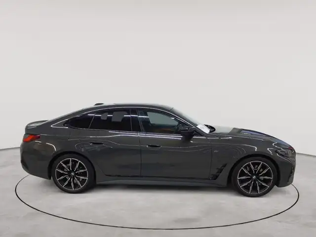 BMW 4 Series view 3