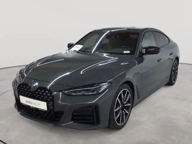 BMW 4 Series view 2