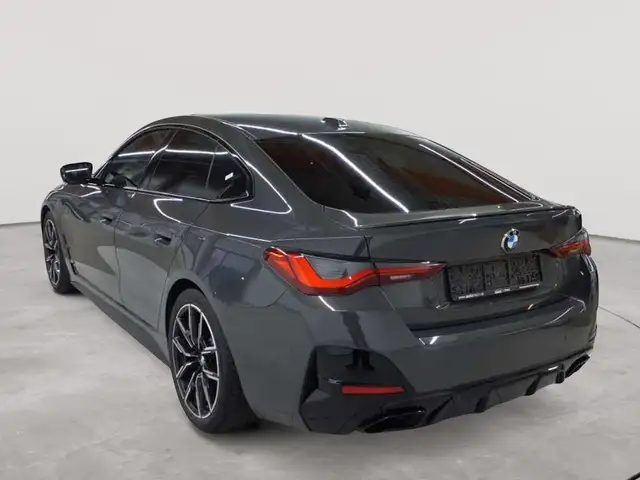 BMW 4 Series view 5