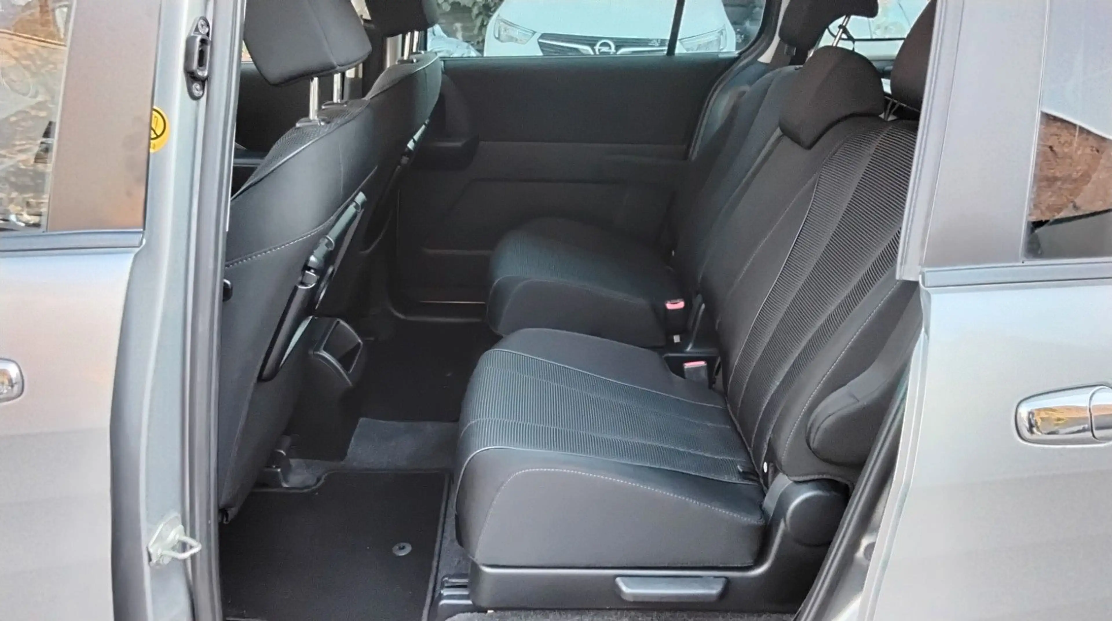 Mazda 5 Sendo 7 Sitzer — photo 12