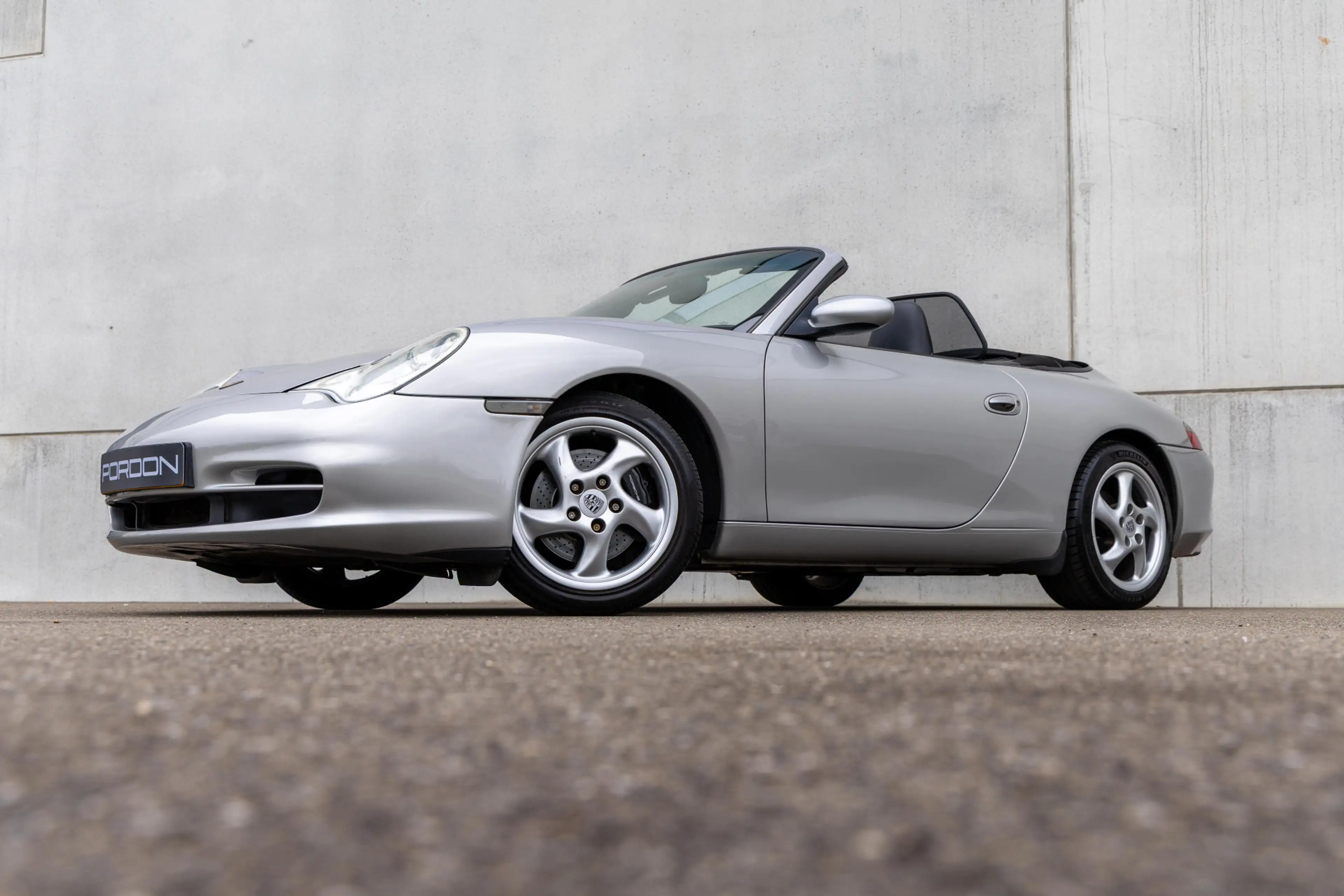 Porsche 996 Cabrio 3.6 Carrera — photo 12