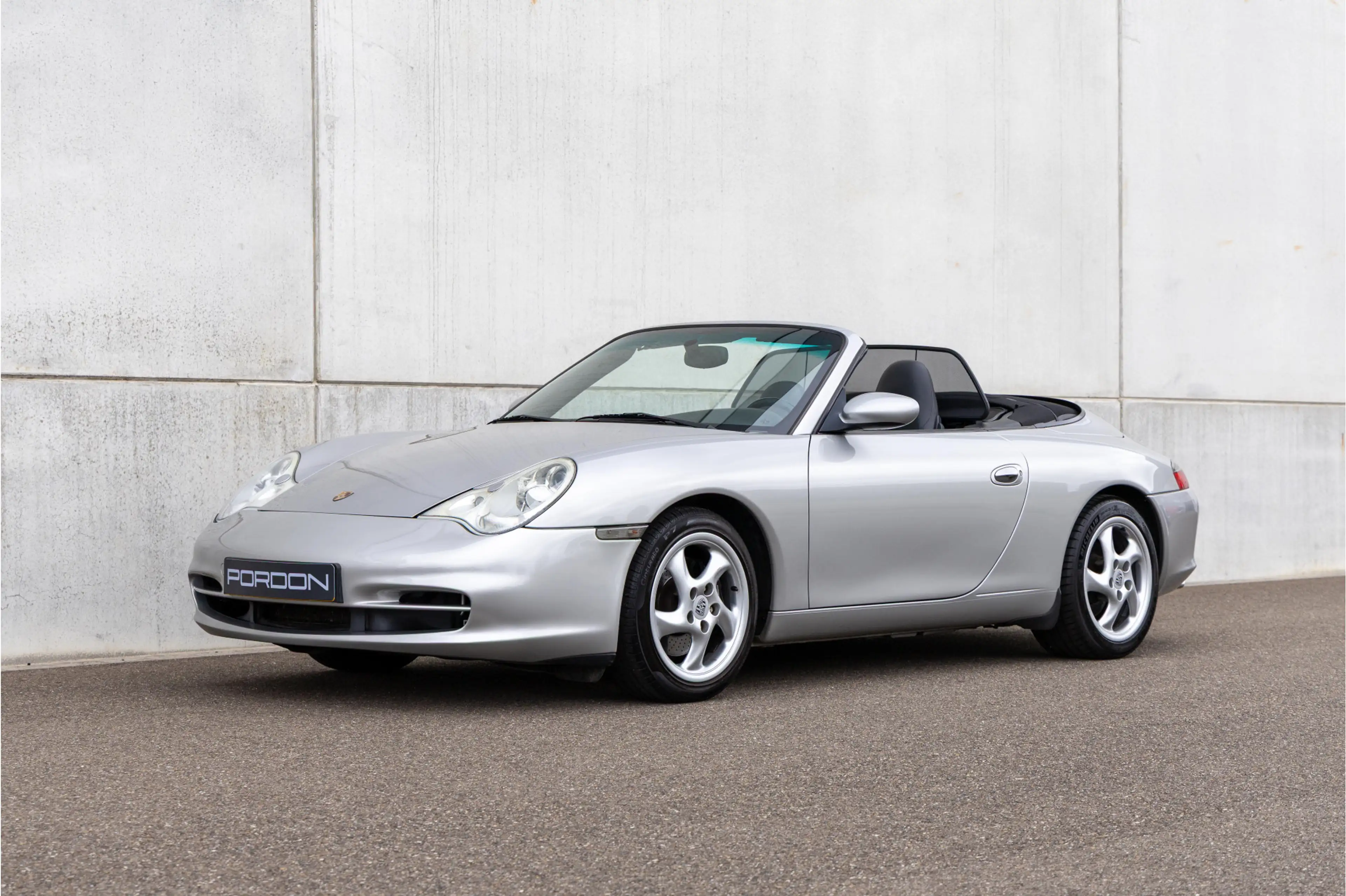 Porsche 996 Cabrio 3.6 Carrera — photo 13
